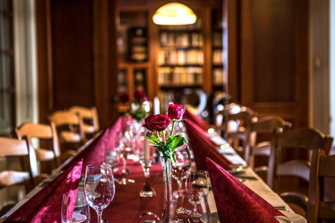 Hotel Forest Hills Zirc Dış mekan fotoğraf