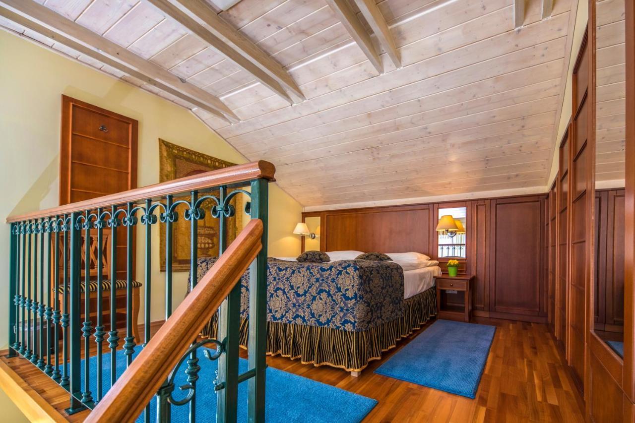 Hotel Forest Hills Zirc Dış mekan fotoğraf