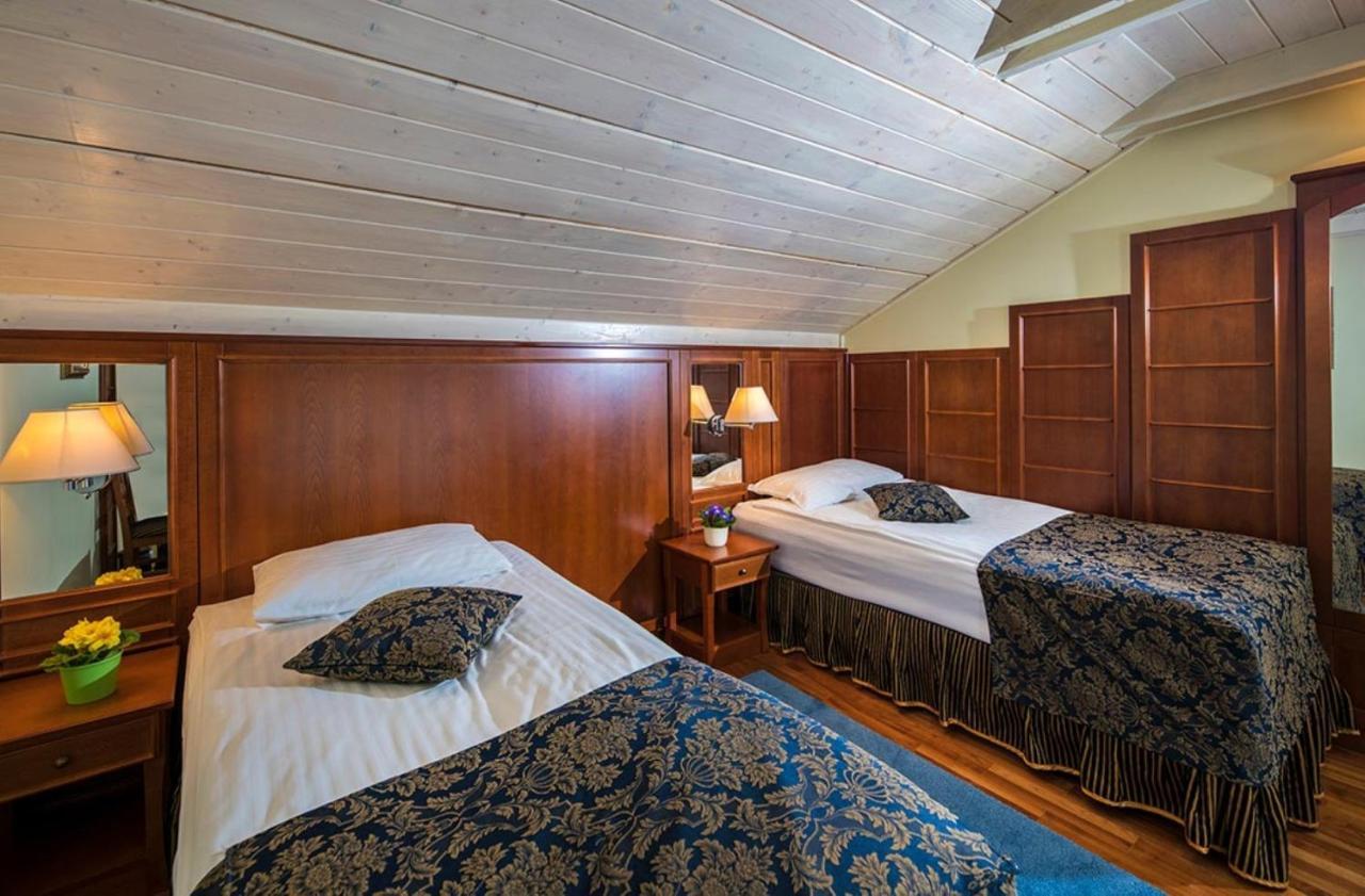 Hotel Forest Hills Zirc Dış mekan fotoğraf