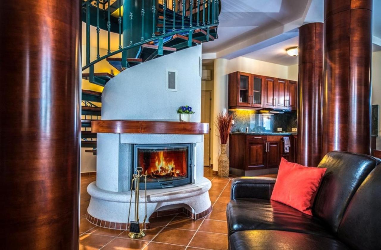 Hotel Forest Hills Zirc Dış mekan fotoğraf