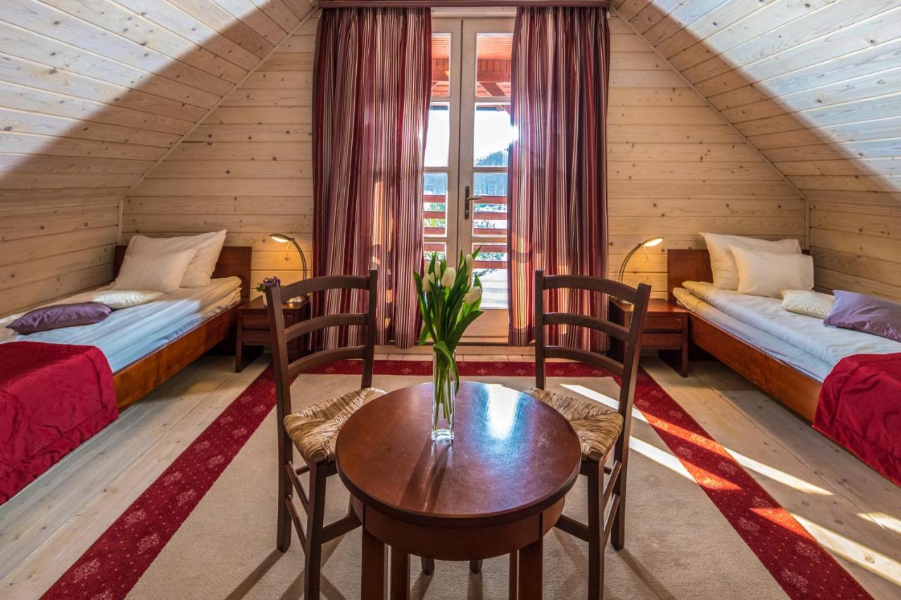 Hotel Forest Hills Zirc Dış mekan fotoğraf