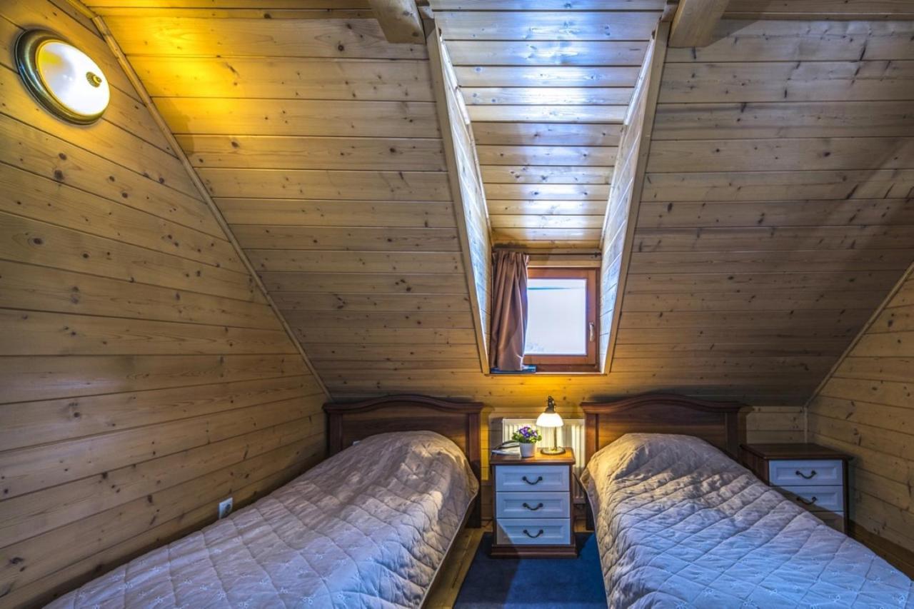 Hotel Forest Hills Zirc Dış mekan fotoğraf