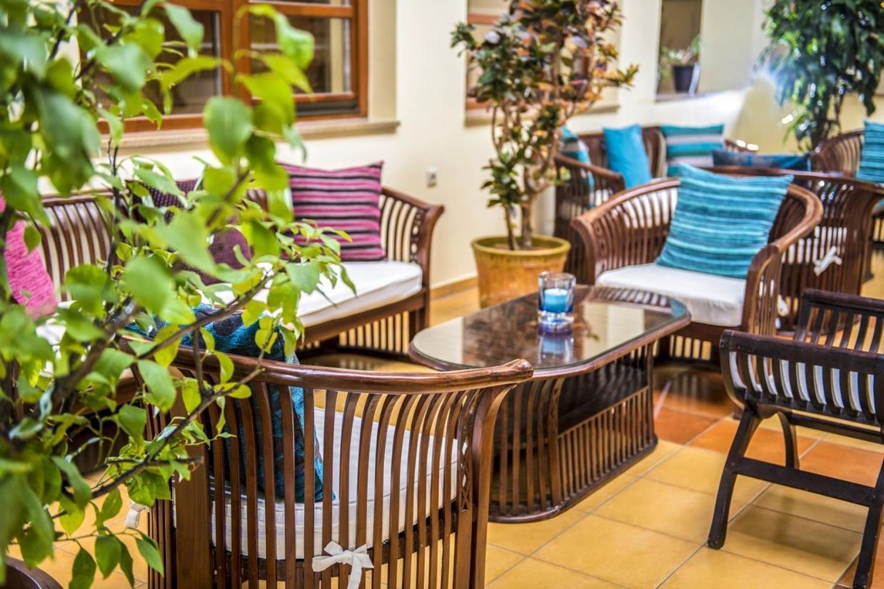 Hotel Forest Hills Zirc Dış mekan fotoğraf