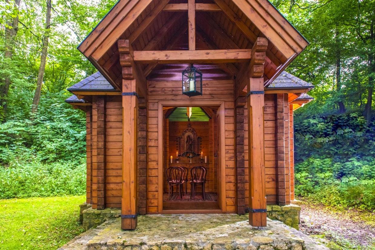 Hotel Forest Hills Zirc Dış mekan fotoğraf